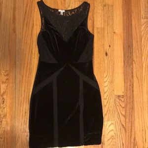Velvet body con dress